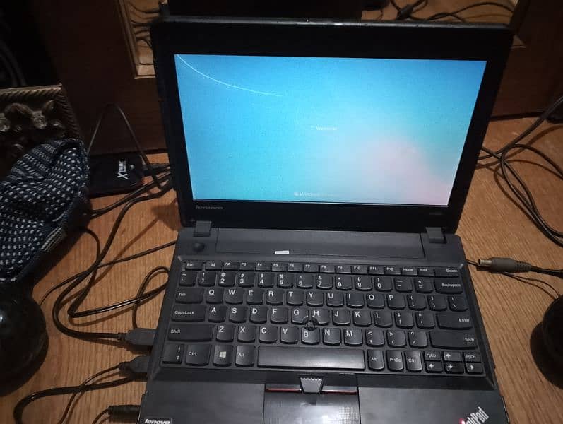 Lenovo laptop core i3 3rd generation 4Gb ram or 300GB 0