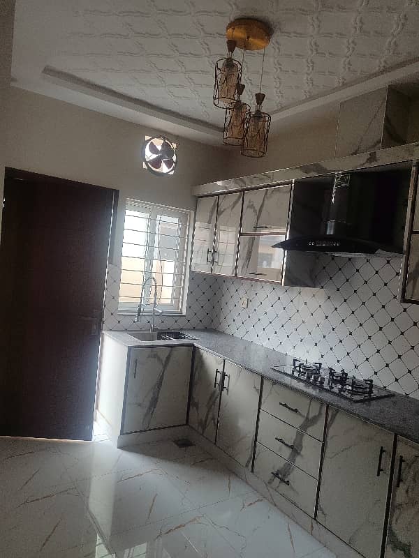 A 5 Marla Double Story Brand New House For Sale In A1 Block Central Park 9