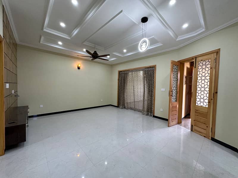 7 Marla Beautiful Design Double Storey House Available For Sale 3