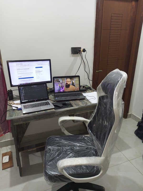 Imported  Gaming chair in new condition 1