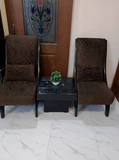 Two chairs and one table in excellent conditions for sale