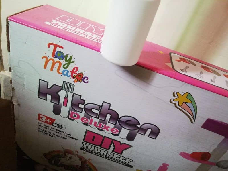 kids kitchen set brand new 2