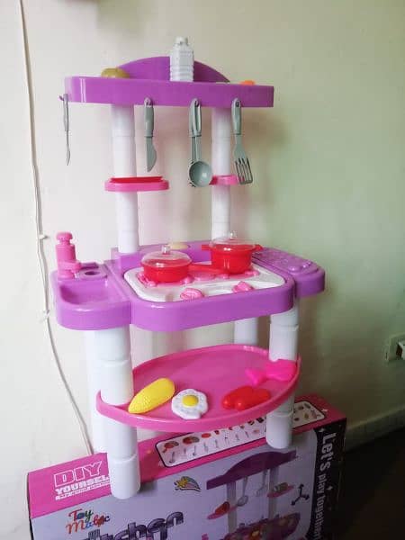 kids kitchen set brand new 3