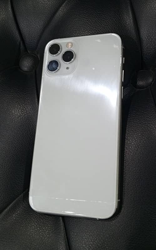 Iphone 11 pro - 256 GB 9/10 condition 1