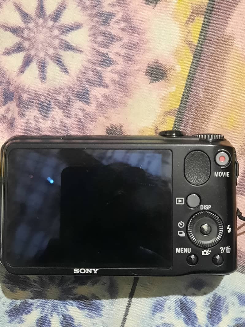 Sony DSC-HX10V Camera With Box 3