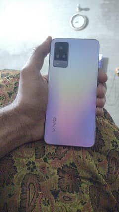 Vivo V21 8+4/128 GB With Box