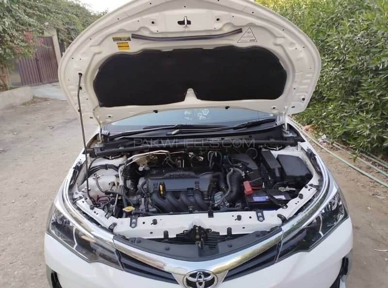 Toyota Corolla GLI 2019 total genuine 8212 mileage 4