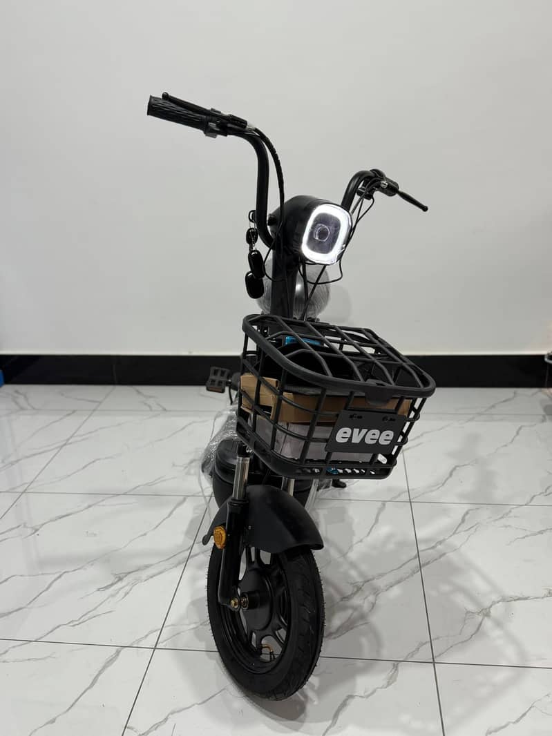 Evee Flipper For Kids | Scooty Sale 0