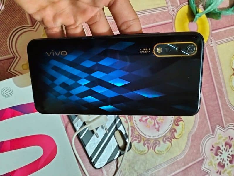 vivo S1 4/128gb 5