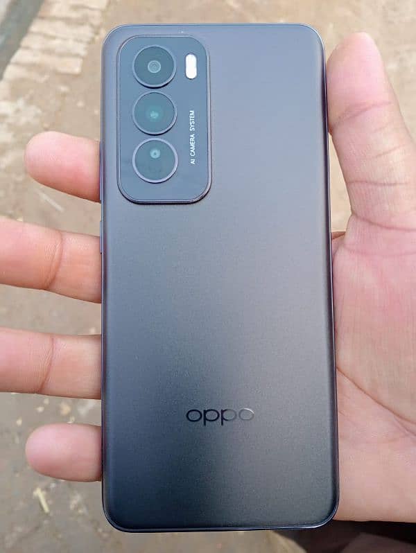 OPPO RENO 12(12/512) 1