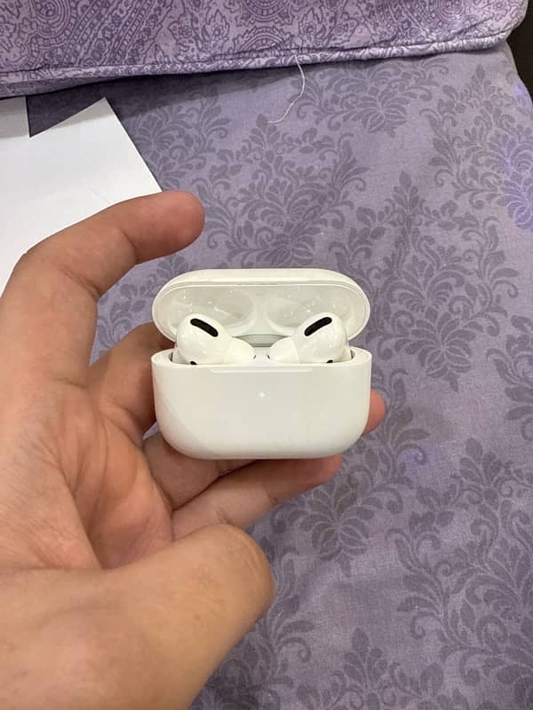 APPLE AIRPODS PRO (ORIGNAL) 1