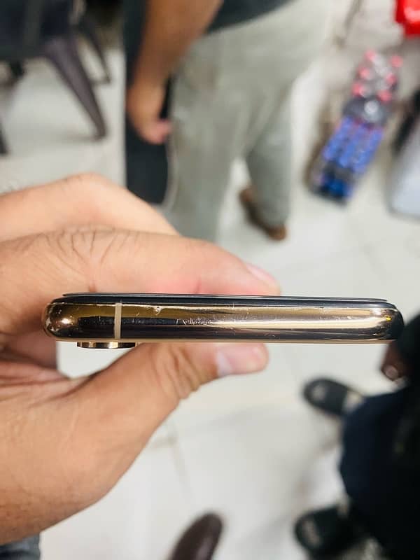 Iphone Xs 64 GB Factory Unlock Non Pta 5