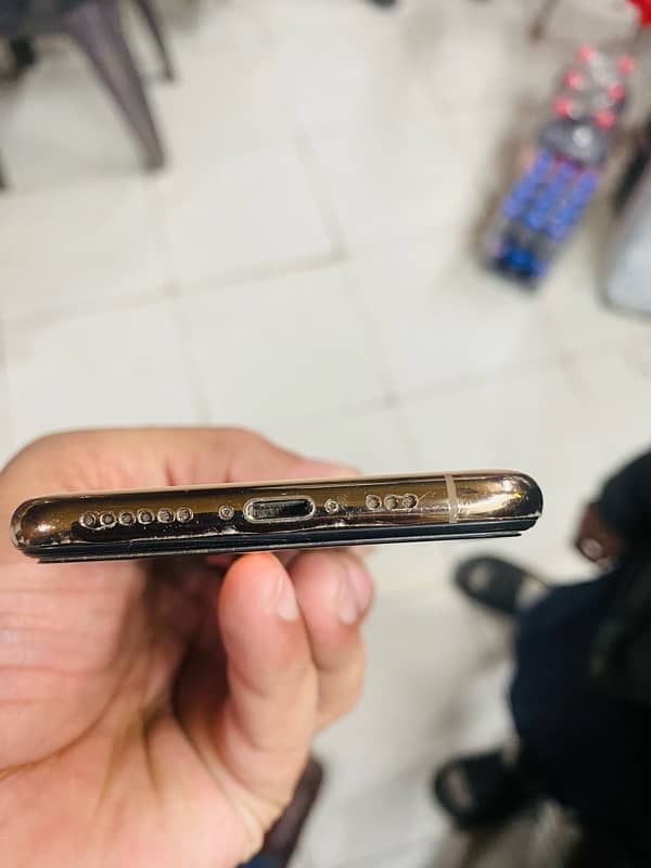 Iphone Xs 64 GB Factory Unlock Non Pta 6