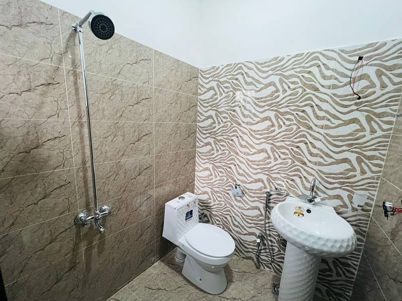 Brand New Tile Flooring Ground Portion For Rent In I-10 6