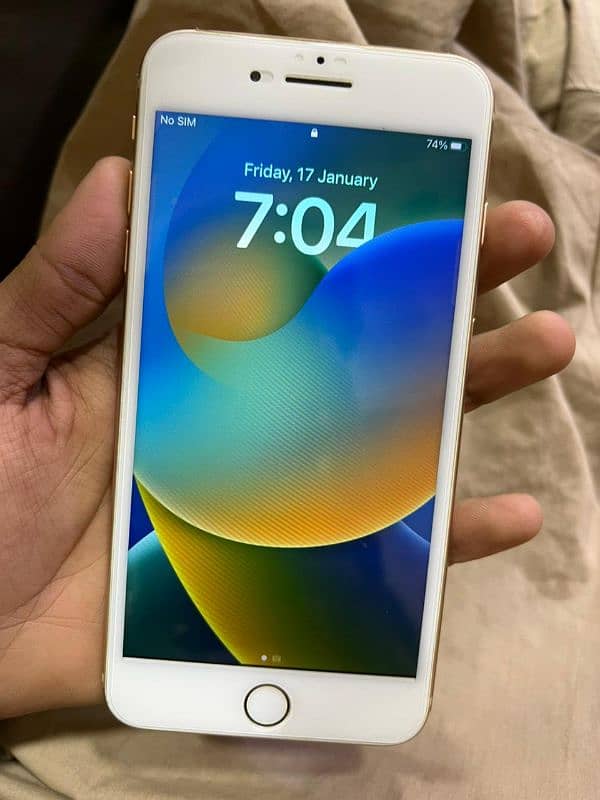 iphone 8plus Gold 64gb nonpta 1