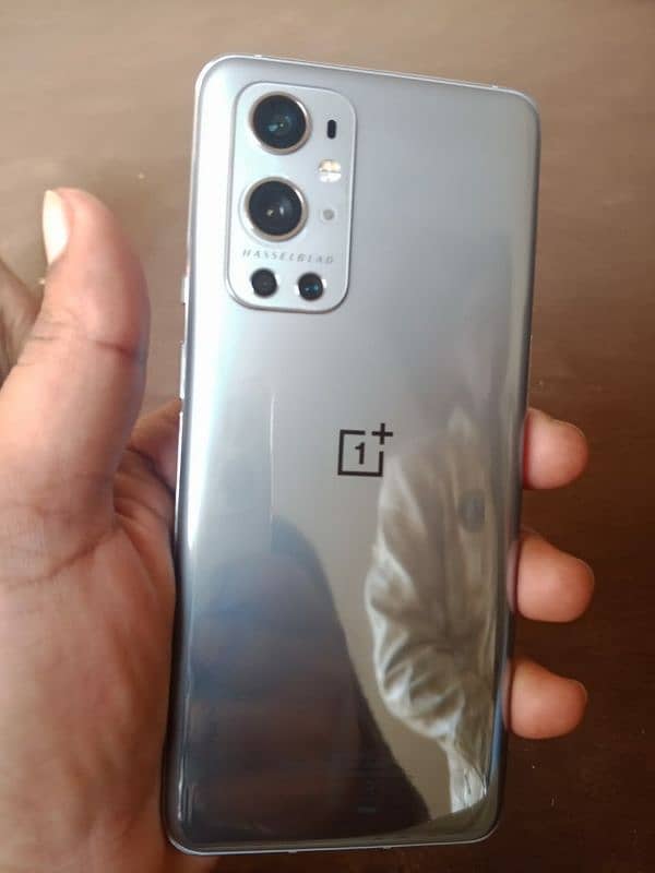 OnePlus 9 Pro 10/10 condition 1