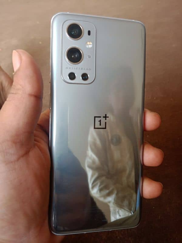 OnePlus 9 Pro 10/10 condition 12