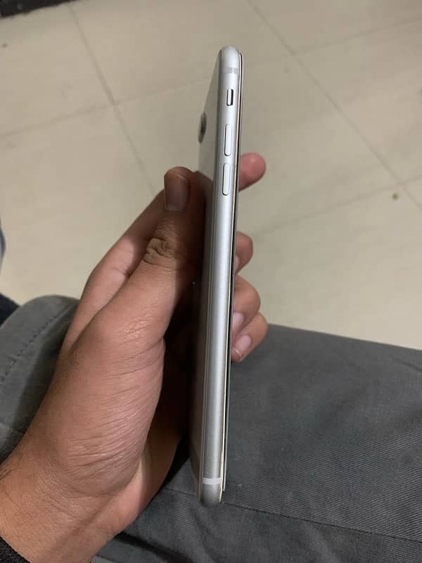 iphone 8 plus 64gb pta approved 0