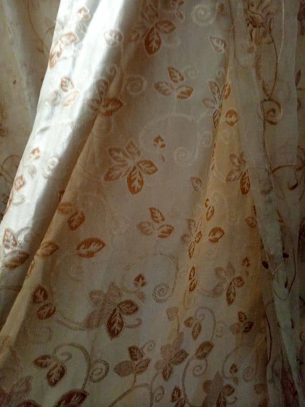 curtains 0