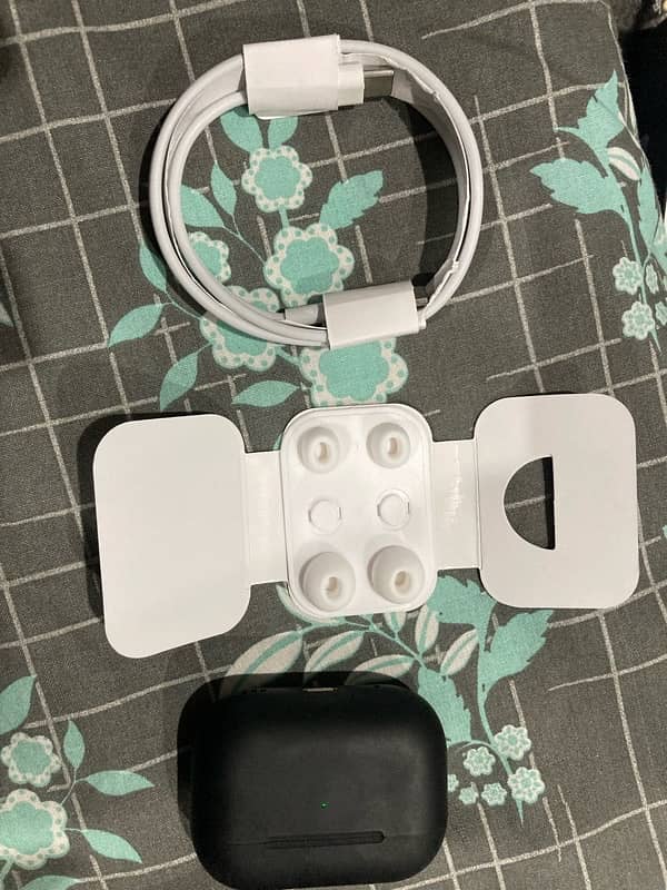 Airpods Pro 2nd Gen 4