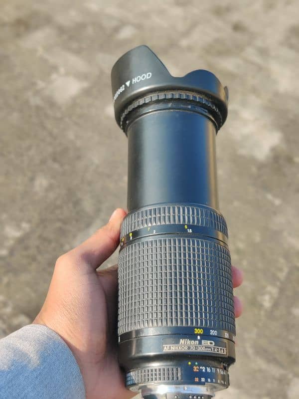 DSLR Nikon D7000 with 2 Lense - 70-300mm & 18-55mm 12