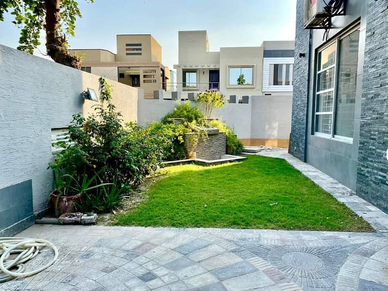 1 kanal luxurious house for sale in dha phase 5 1