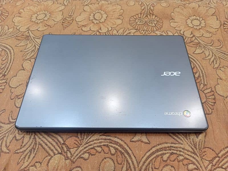 Acer Chromebook Touch and type (Android OS Installed) 2