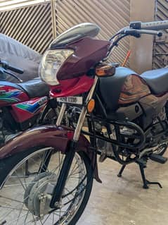 Honda Pridor 100cc available in mint condition for sale.