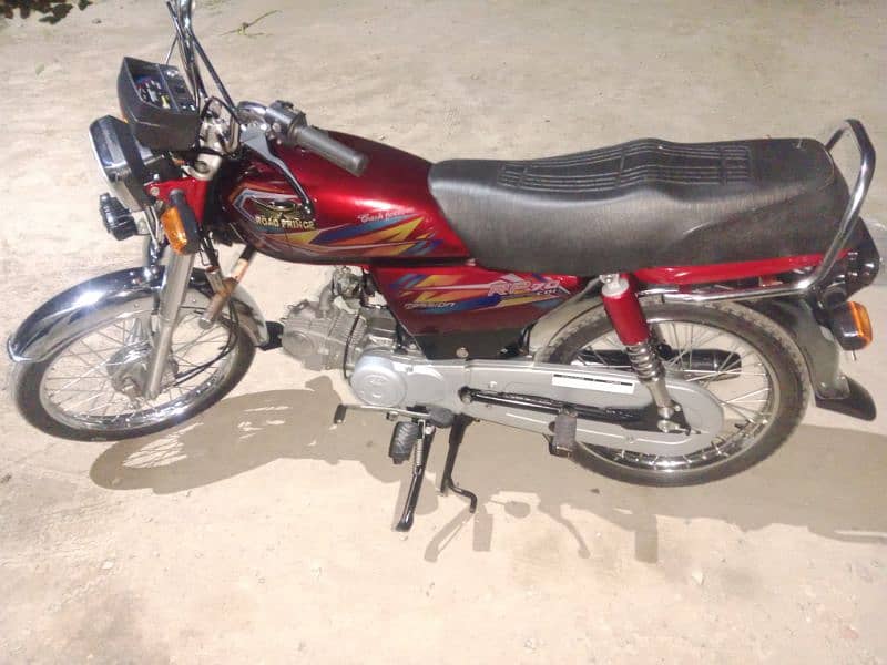 New bike urgent sale 2024 k October ki hy 1