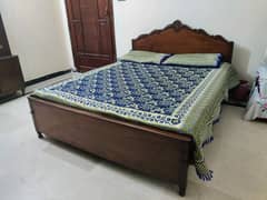 Double Bed Tally Wood and Mattress  with Dressing Table