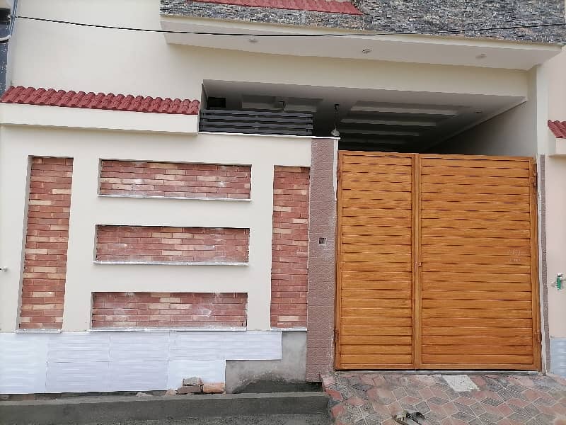 Prime Location Arbab Sabz Ali Khan Town Executive Lodges House Sized 3 Marla 0