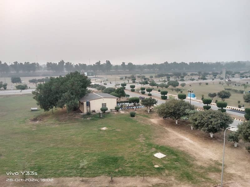 10 Marla On Ground Plot For Sale On 85 Feet Road In Lahore Motorway City 0