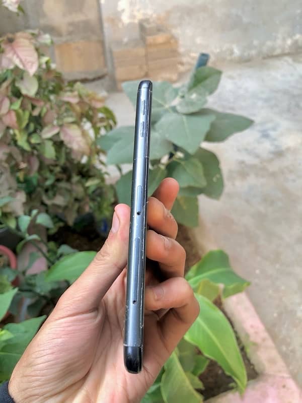 Samsung J7 Prime - PTA Approved - 10/9 Condition 6