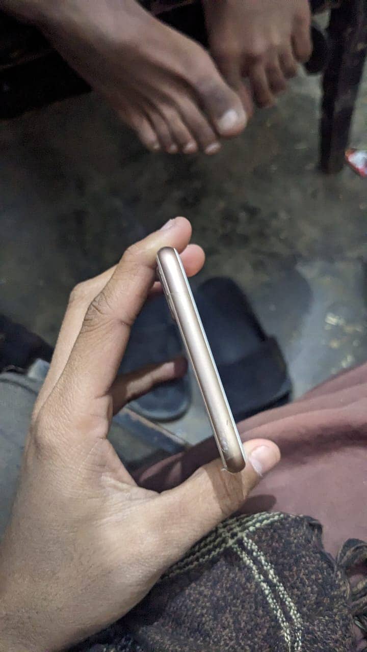 Iphone 8 plus Pta approved 4