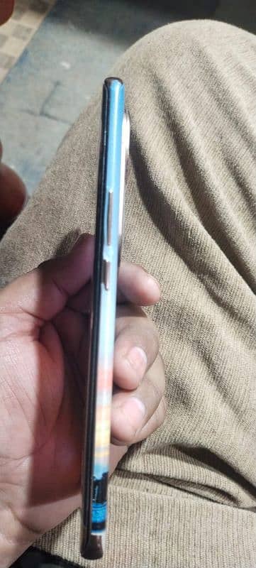 Vivo v40e 8+8.256 3