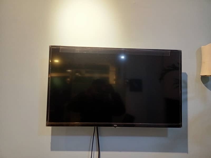 Tcl Led 32 inch 10/9  Original Led 3