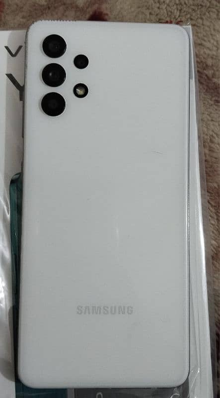 Samsung Galaxy A32 1