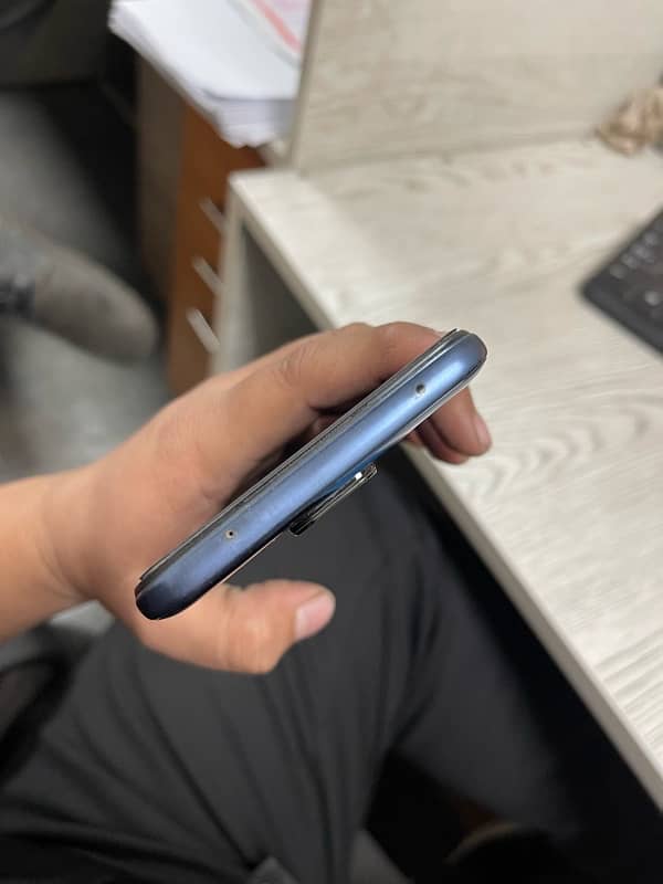 Xiaomi Redmi Note 9S 6/128 4