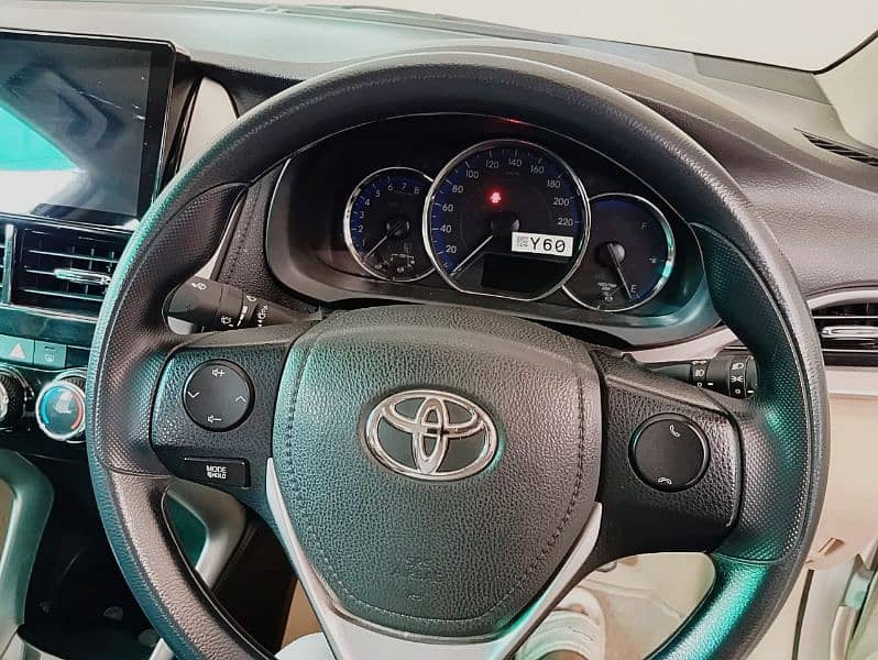 Toyota Yaris Ativ 2020 3