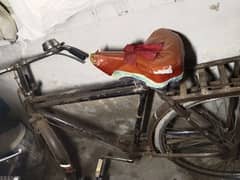 sohrab bicycle ghr shifting Ki waja Sa sale kr raha hain