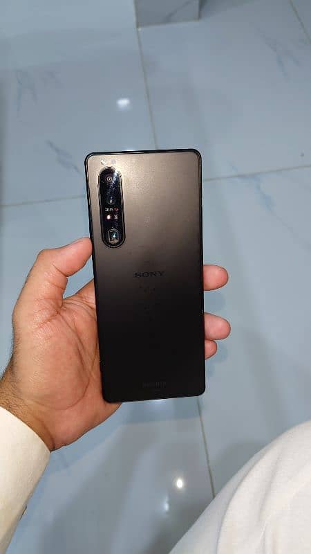 Sony Xperia Mark 1 III (non pta) 5