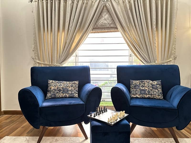 Two wing chairs/sofas for sale 0