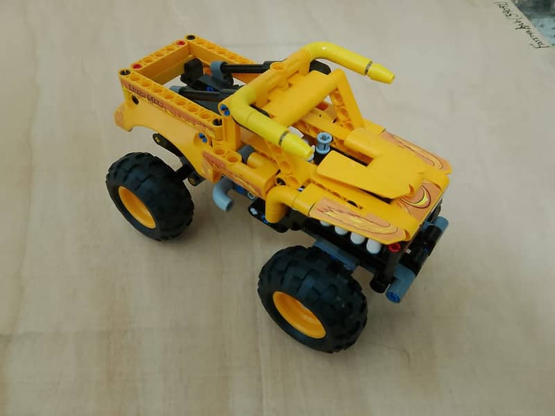 Lego technic El Toro loco 2