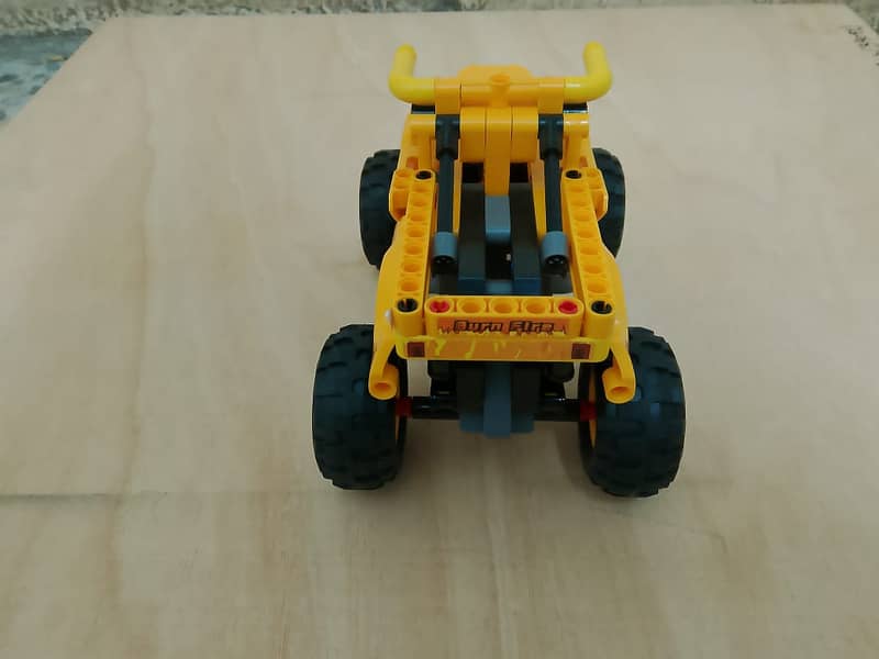 Lego technic El Toro loco 3