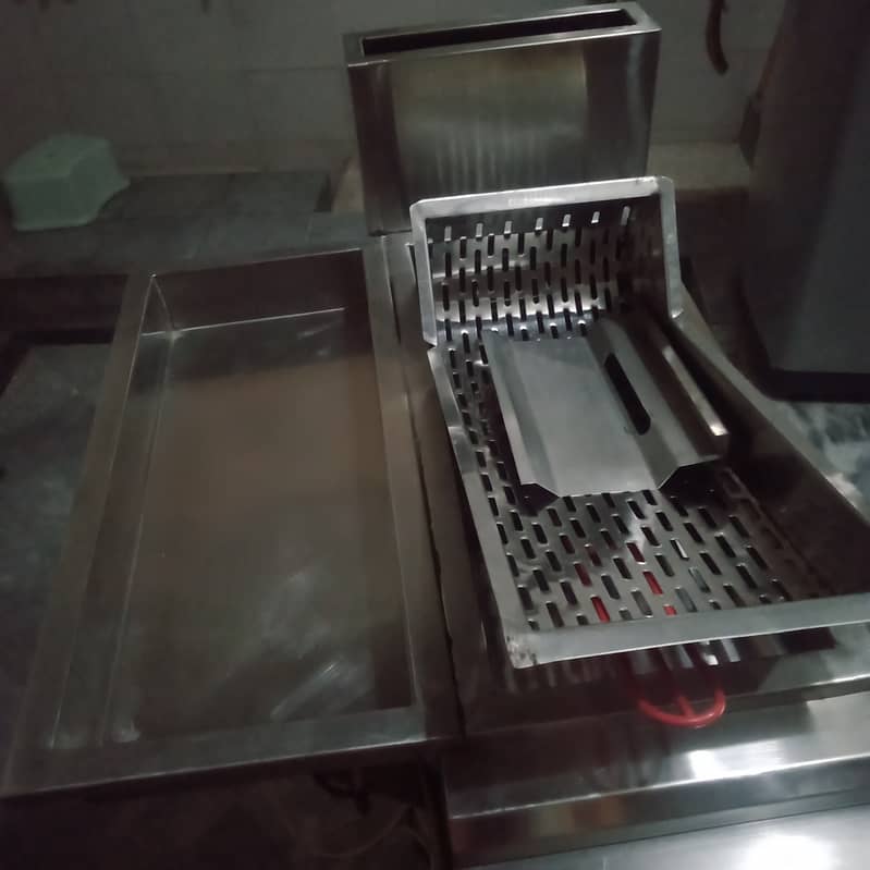 Deep Fryer Machine 1