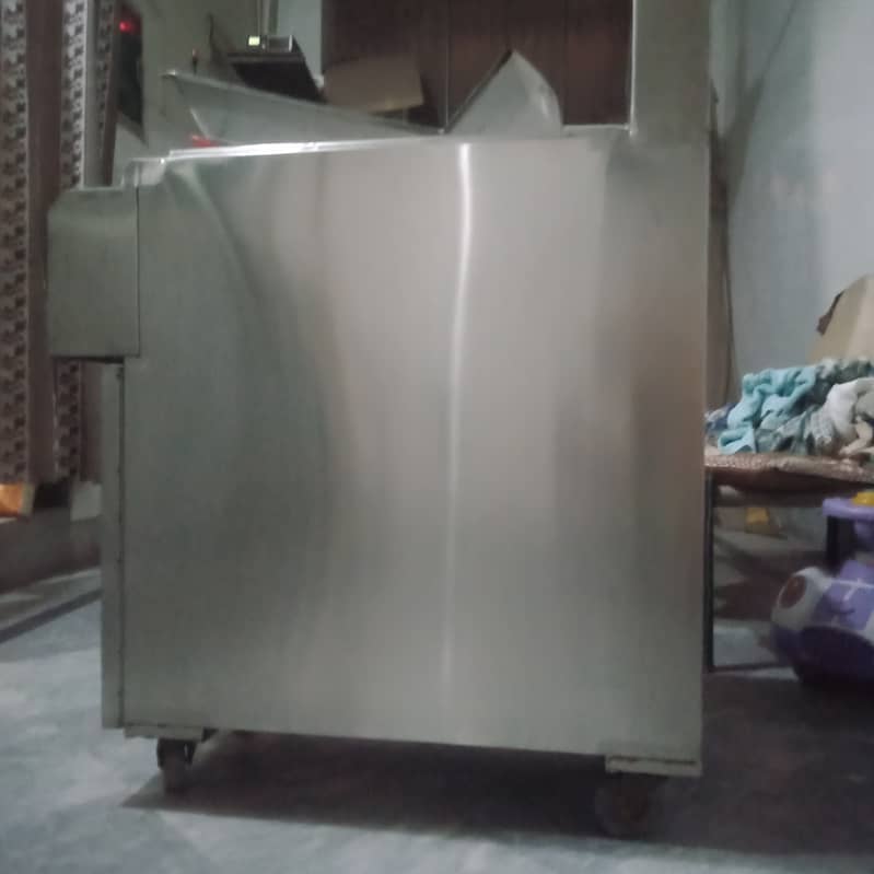 Deep Fryer Machine 2