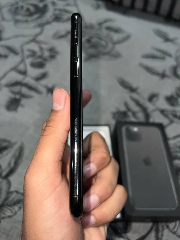 IPHONE 11 PRO 256 GB 83 battery health dual sim pta approved 0