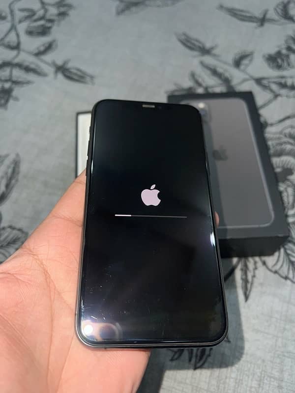 IPHONE 11 PRO 256 GB 83 battery health dual sim pta approved 3