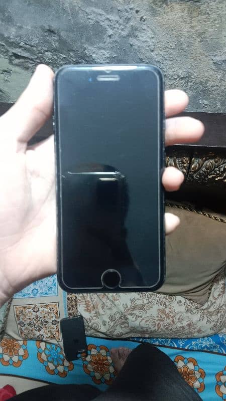 iphone 7.32gb only bypass urgent sale 2