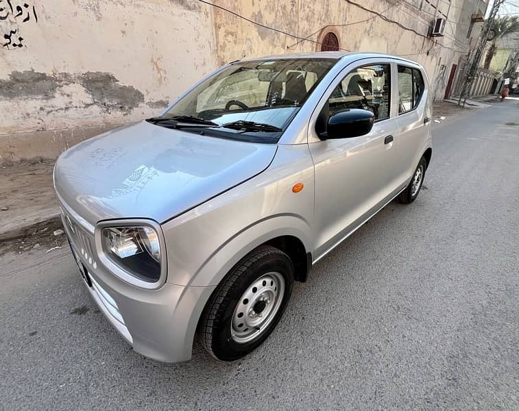 Suzuki Alto VXR in brand new condition 2